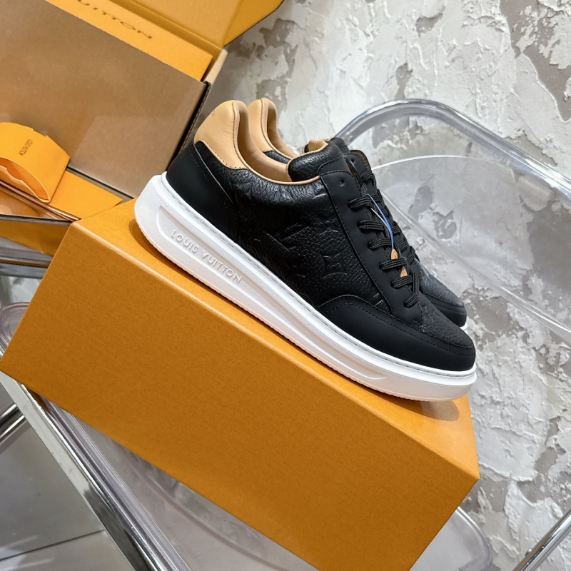 l0vis Vvtt0n trainer sneaker